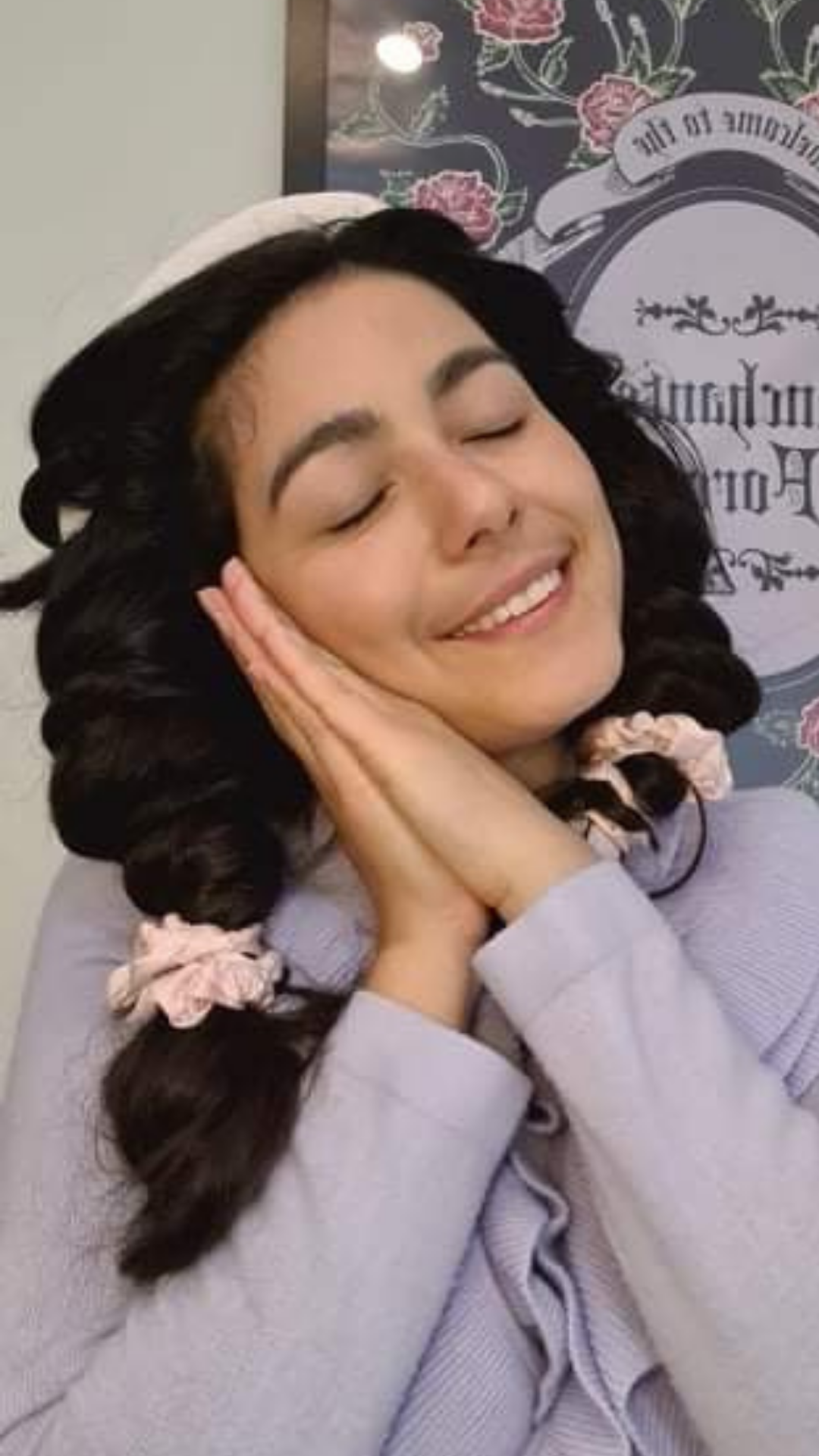 May with Seda- heatless silk hair curler
